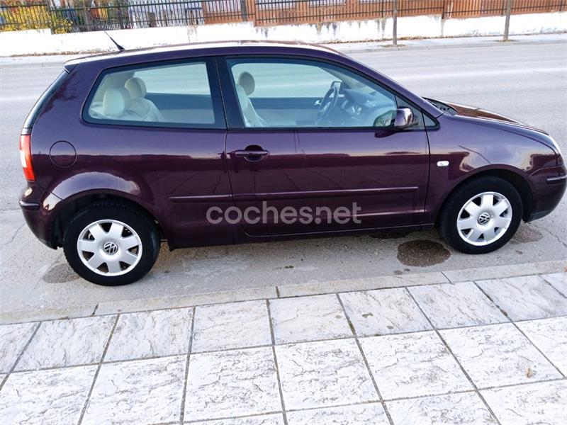 VOLKSWAGEN Polo 1.4 FSI Advance