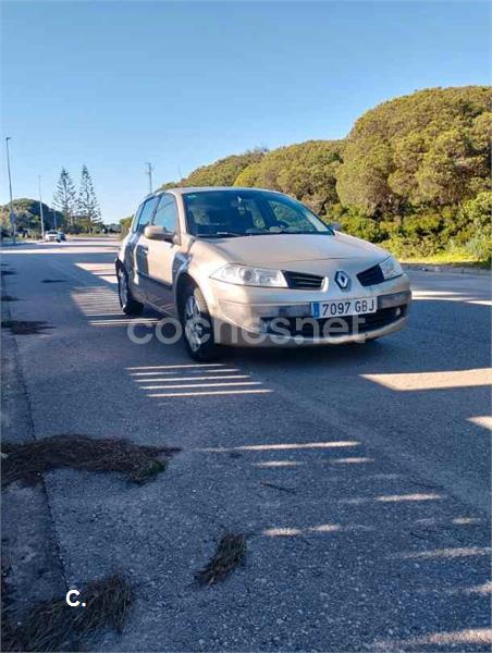 RENAULT Megane