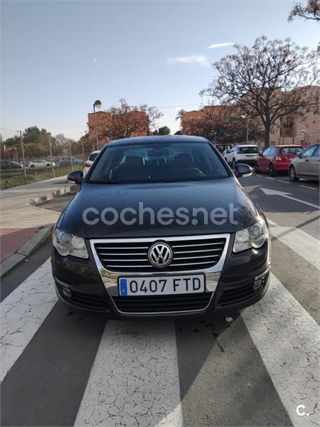 VOLKSWAGEN Passat 2.0 TDI DPF R Line