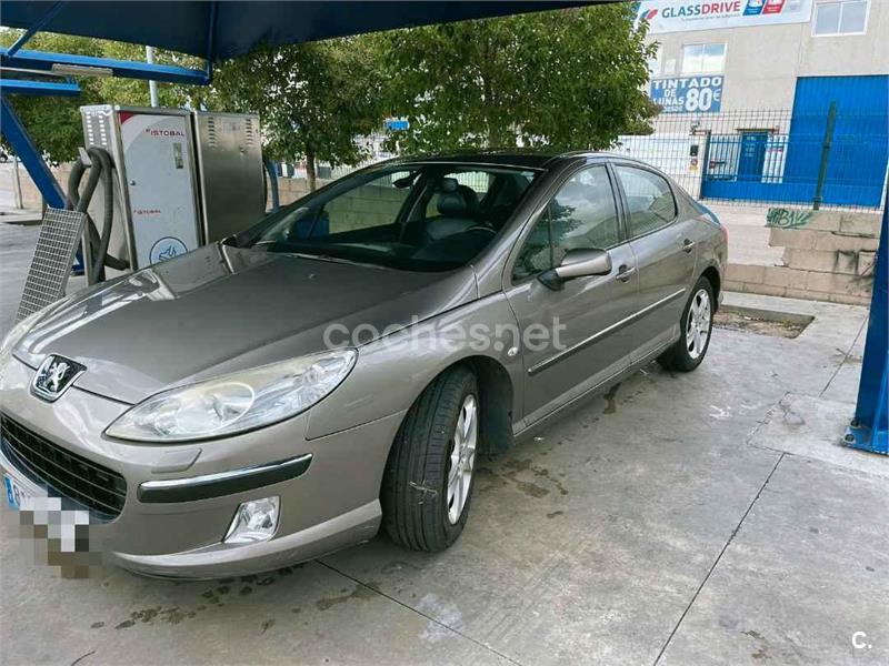 PEUGEOT 407