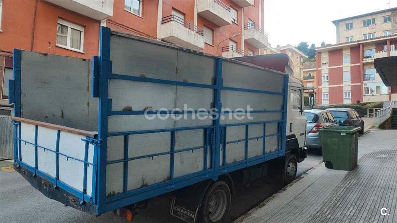 NISSAN CAMION