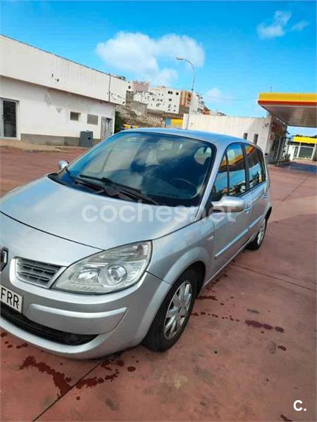 RENAULT Grand Scenic