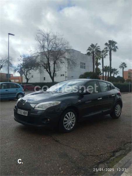 RENAULT Megane