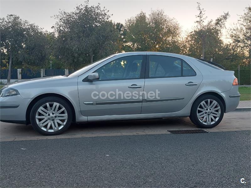 RENAULT Laguna Confort Dynamique 2.0 16V