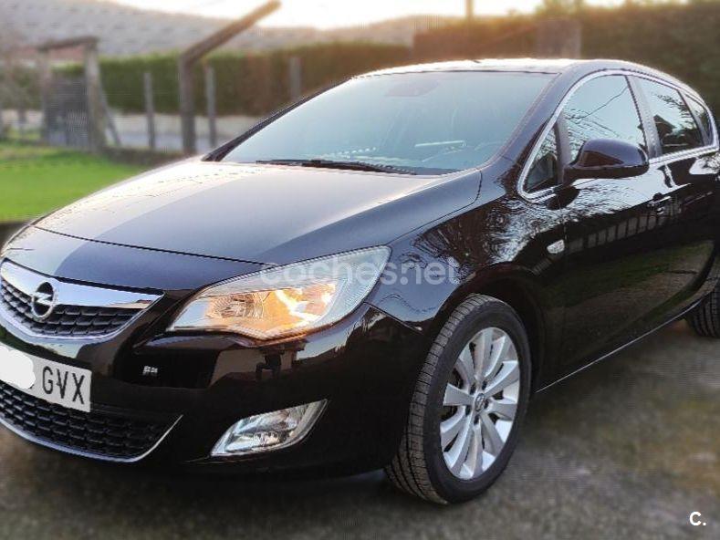 OPEL Astra 1.7 CDTi 110 CV Cosmo