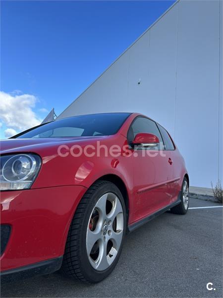 VOLKSWAGEN Golf 2.0 T FSI GTI