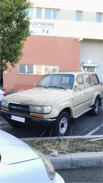 TOYOTA Land Cruiser 80