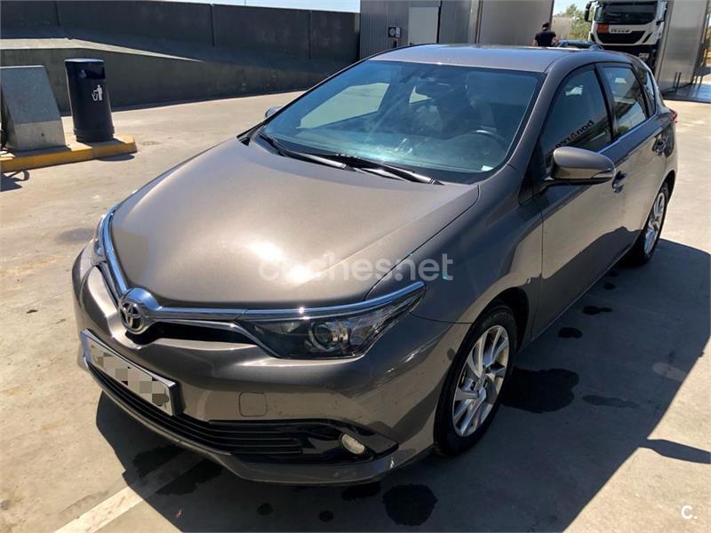 TOYOTA Auris 1.2 120T ACTIVE