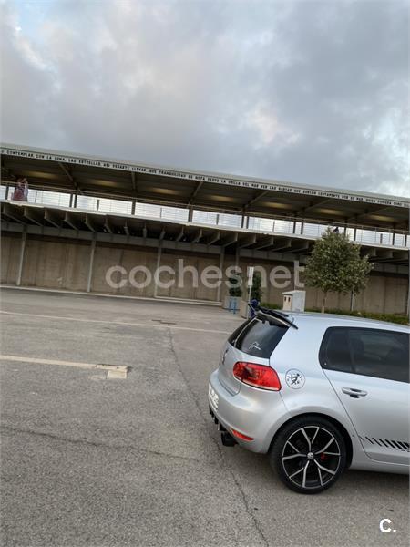 VOLKSWAGEN Golf 1.6 TDI DPF Sport