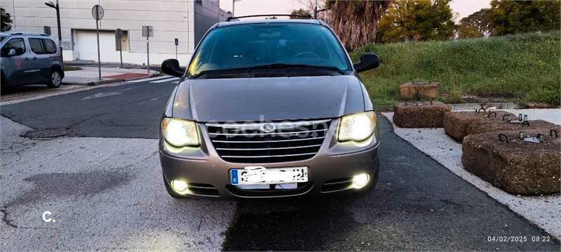 CHRYSLER Voyager