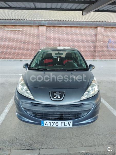 PEUGEOT 207 1.4 HDI XLine