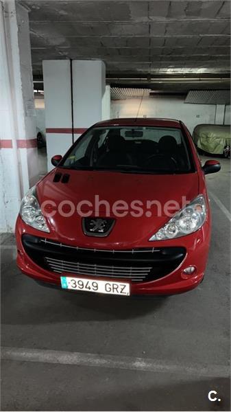 PEUGEOT 206