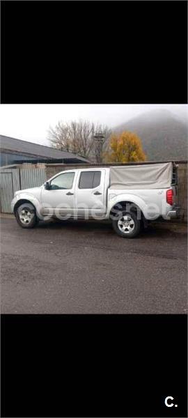 NISSAN Navara