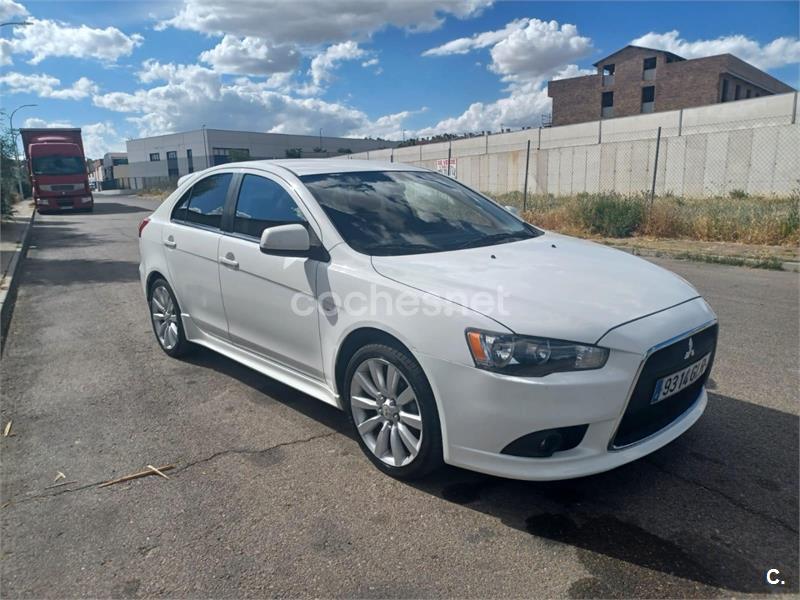MITSUBISHI Lancer Sportback 1.8 MIVEC 6SCVT Instyle