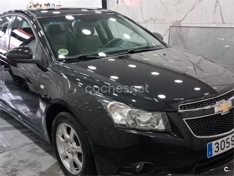 CHEVROLET Cruze 2.0 VCDi 16V LS 125 CV