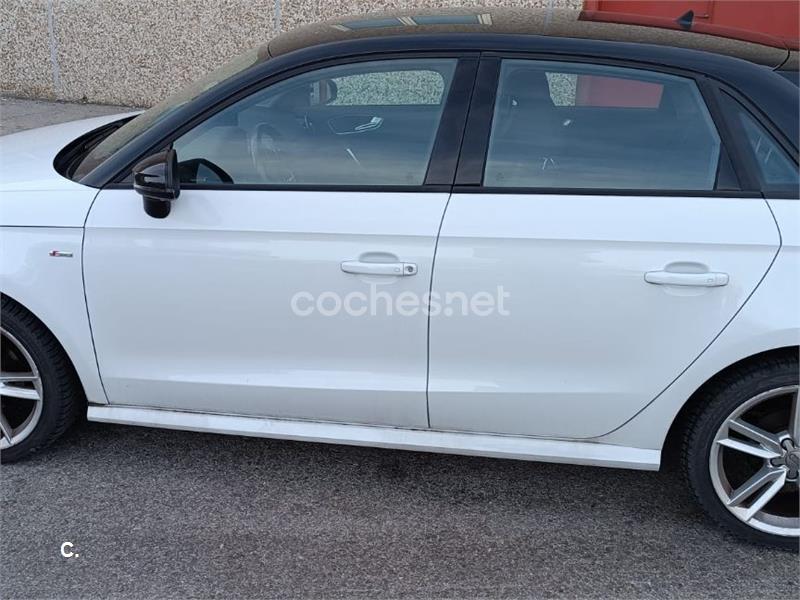 AUDI A1 Sportback 1.0 TFSI Adrenalin