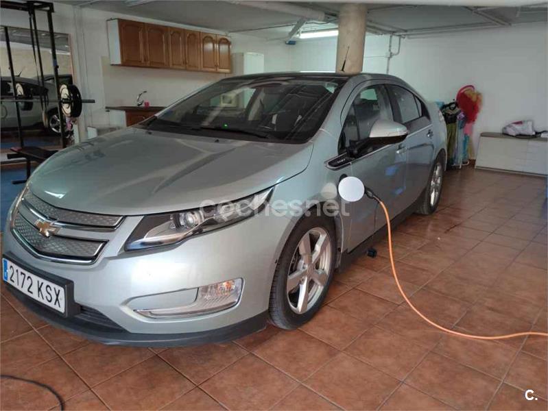 CHEVROLET Volt