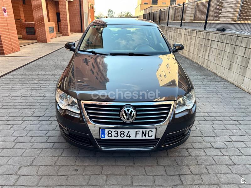 VOLKSWAGEN Passat 2.0 TDI Highline DSG