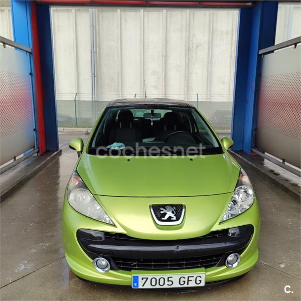 PEUGEOT 207 Sport 1.6 HDI 90
