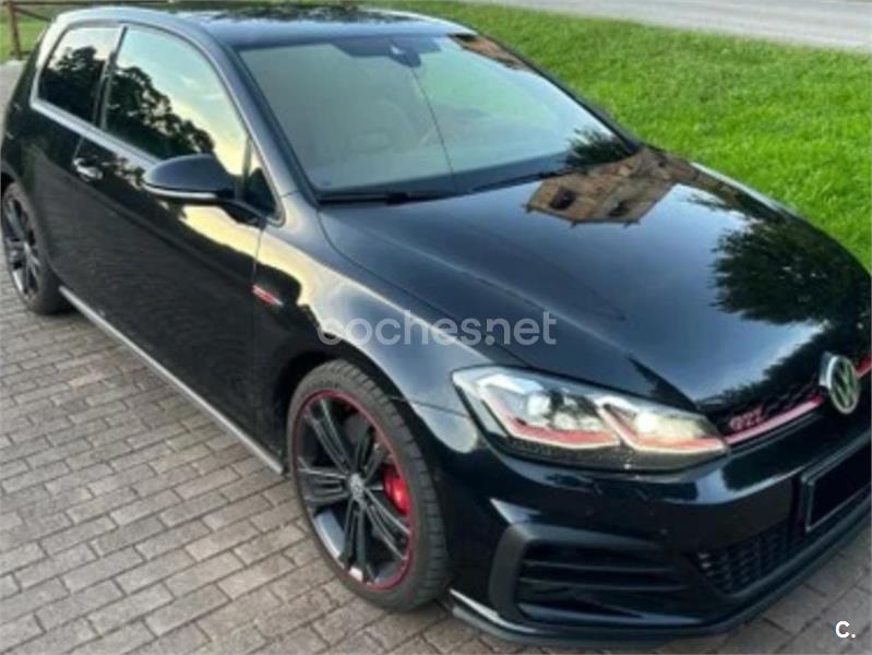 VOLKSWAGEN Golf GTI Performance 2.0 TSI