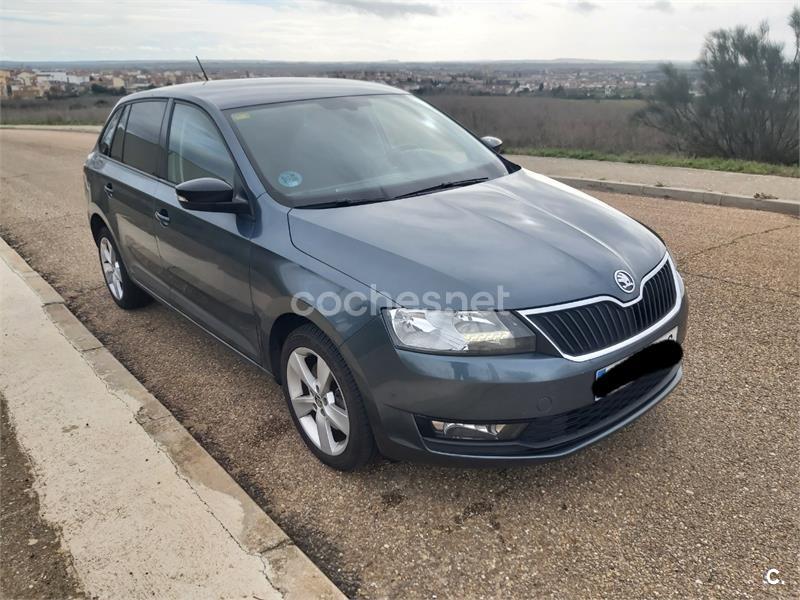 SKODA Spaceback 1.0 TSI Active Spaceback