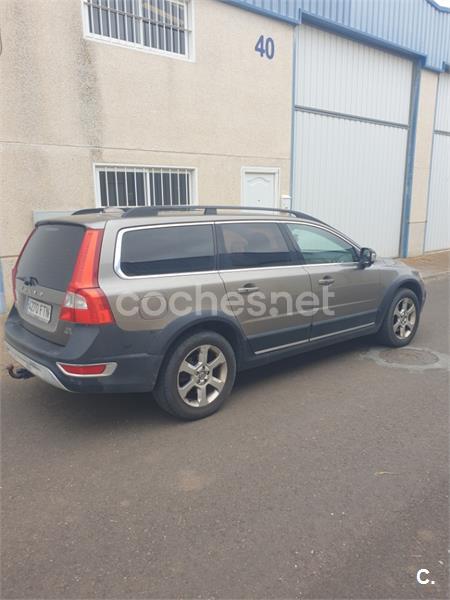 VOLVO XC70 D5 Momentum