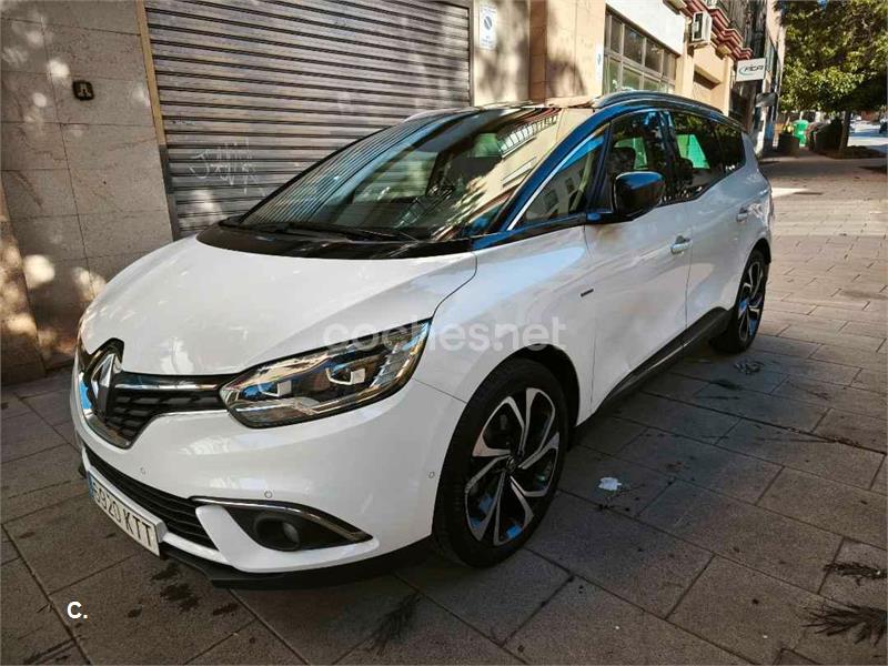 RENAULT Grand Scenic