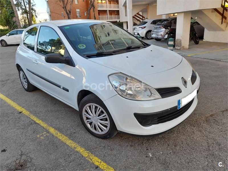 RENAULT Clio Authentique 1.5DCI70