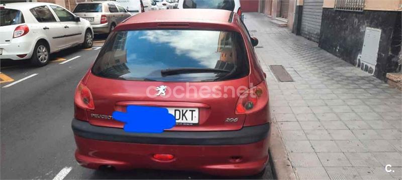 PEUGEOT 206