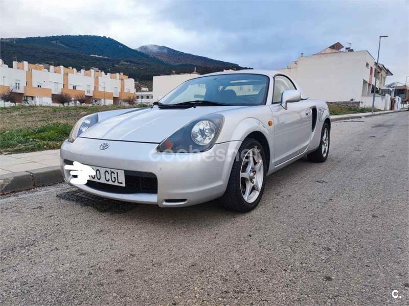 TOYOTA MR2