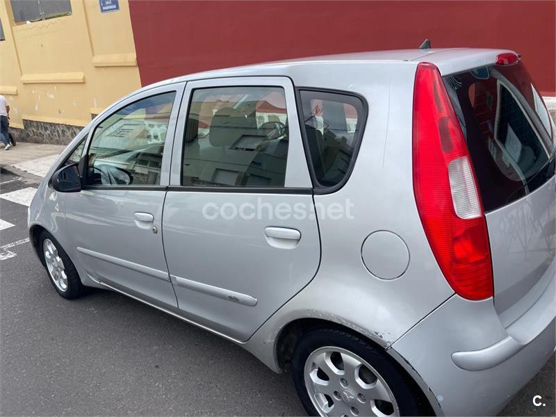 MITSUBISHI Colt