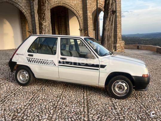 RENAULT 5