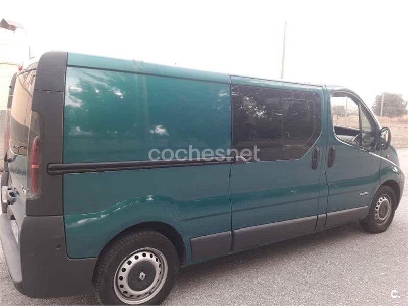 RENAULT Trafic