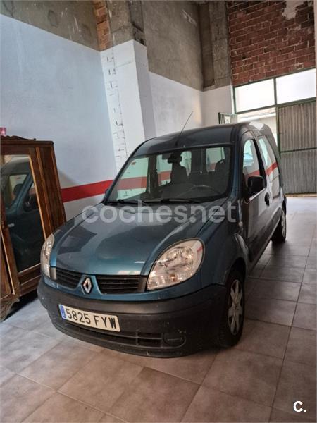 RENAULT Kangoo Base Authentique 1.2 16V