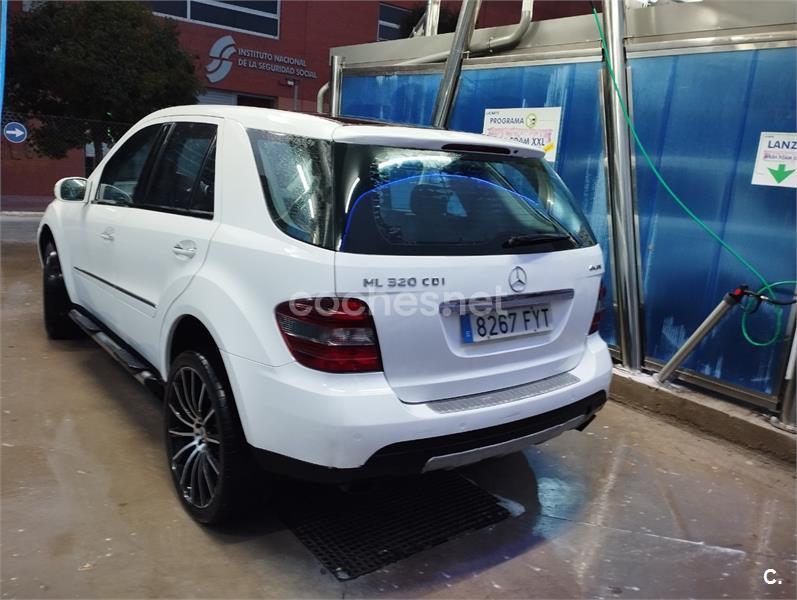 MERCEDES-BENZ Clase M ML 320 CDI Edition 10