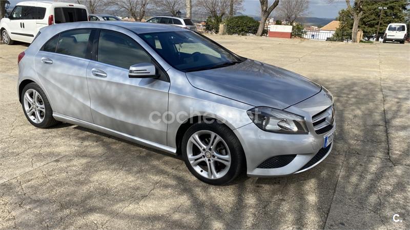 MERCEDES-BENZ Clase A Sedan A 180 d