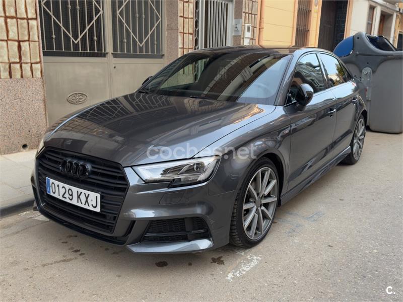 AUDI A3 Black line 35 TFSI CoD Sedan