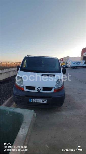 RENAULT Trafic