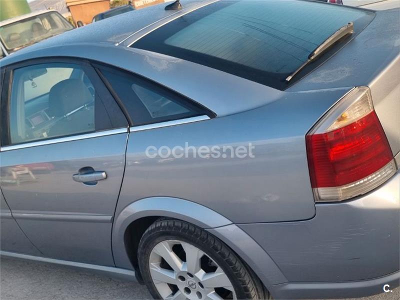 OPEL Vectra Cosmo 1.9 CDTI 16v