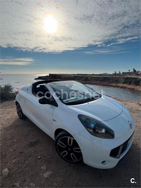 RENAULT Wind