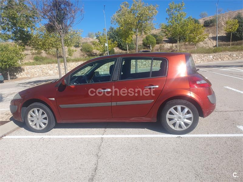 RENAULT Megane Dynamique 1.5dCi105