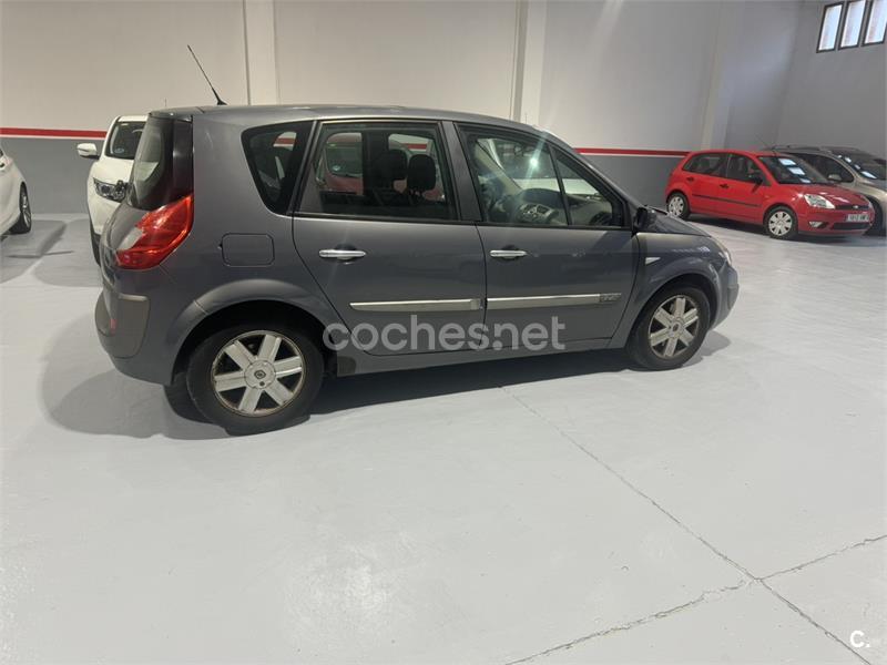 RENAULT Scenic Confort Dynamique 1.9dCi EU4