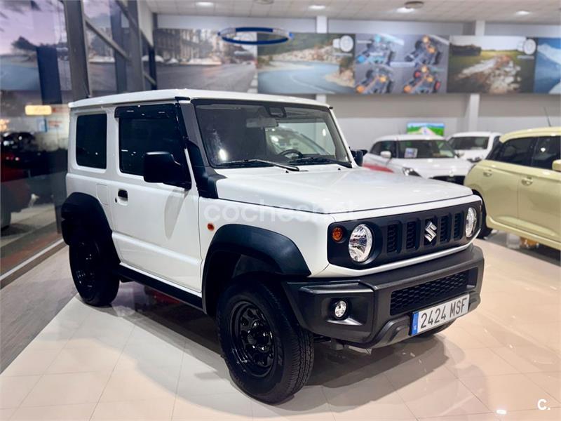 SUZUKI Jimny 1.5 PRO 5MT