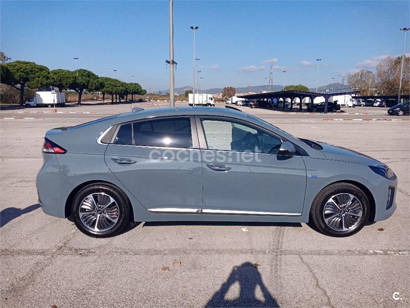 HYUNDAI IONIQ 1.6 GDI PHEV Style DCT