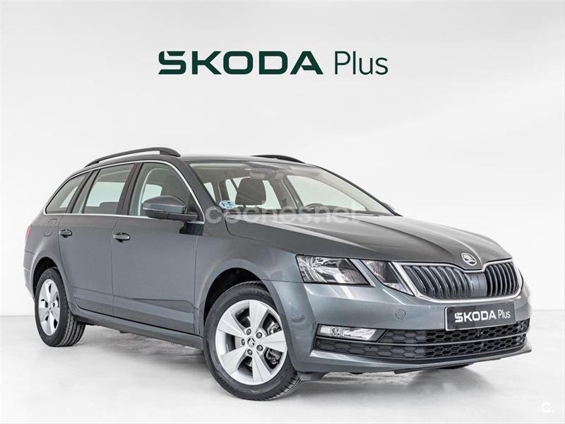 SKODA Octavia Combi 1.5 TSI DSG Ambition