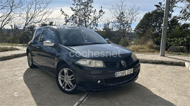 RENAULT Megane GT 2.0dCi