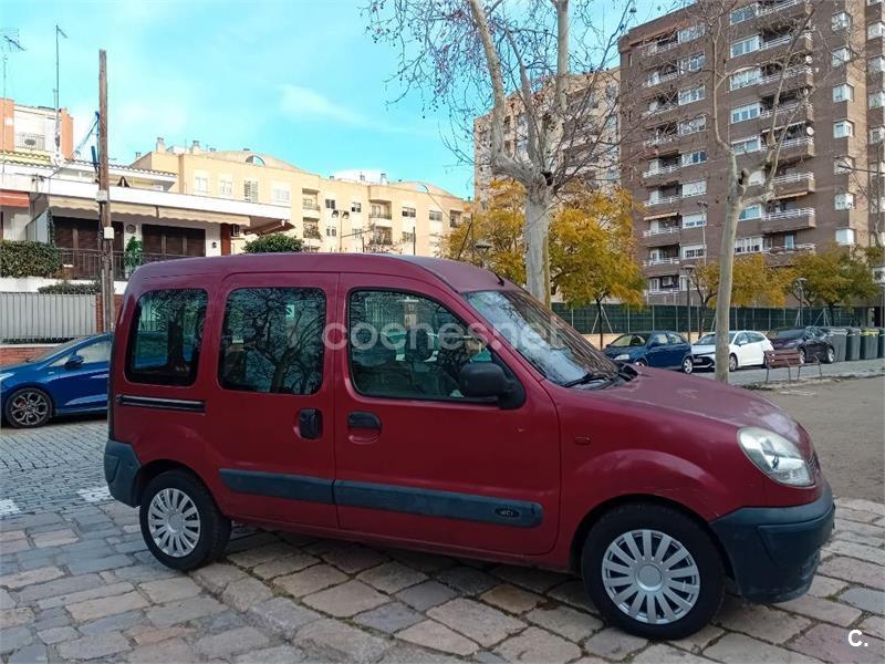 RENAULT Kangoo