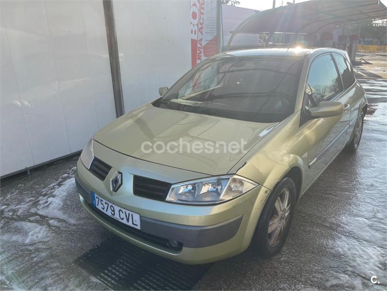 RENAULT Megane