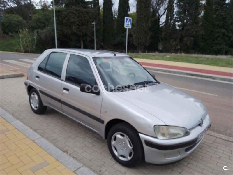 PEUGEOT 106