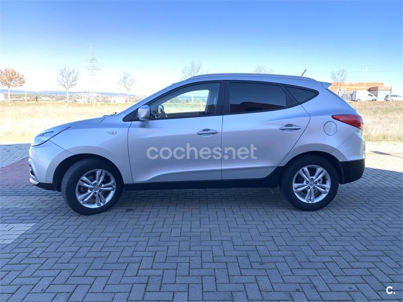 HYUNDAI ix35 1.7 CRDi Tecno Star Sky 4x2